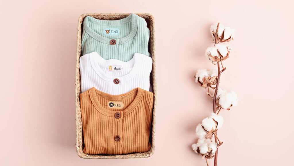 Mistä parhaat nimitarrat vaatteisiin?