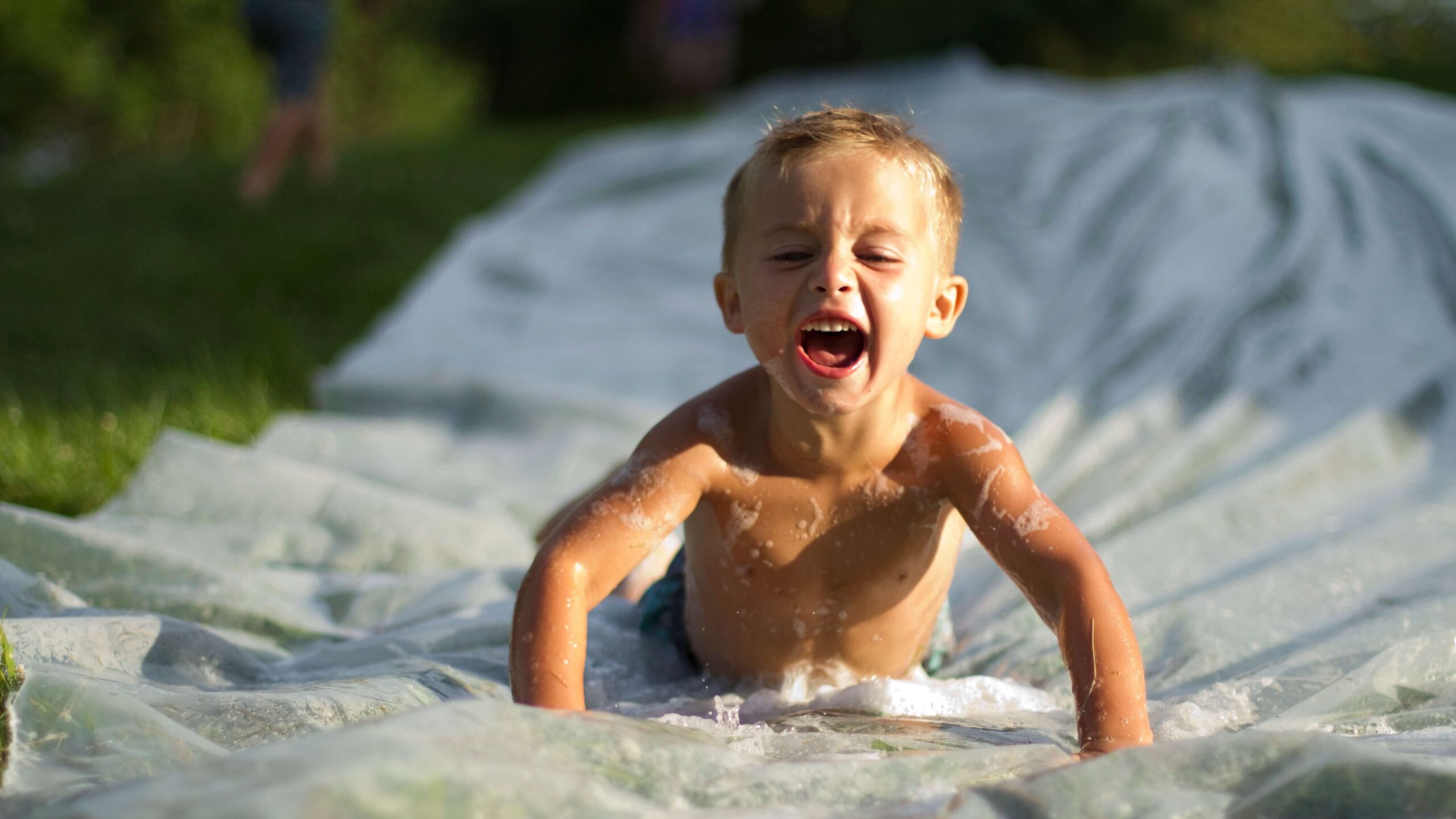 Etsitkö lapsille tekemistä kesälle? Tässä 10 Tarranallen vinkkiä!